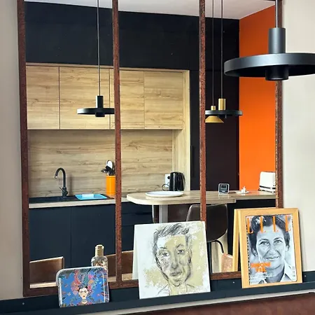 La Belle Maison, Centre Ville, 3 Et Jardin * Reims