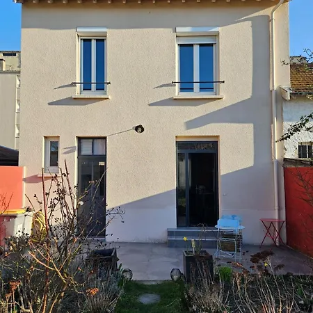 La Belle Maison, Centre Ville, 3 Et Jardin *