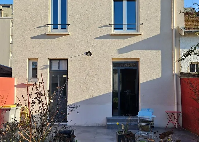 La Belle Maison, Centre Ville, 3 Et Jardin *